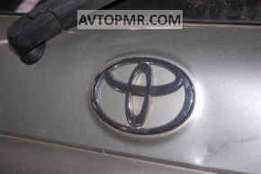 Emblema siglei portbagajului Toyota Corolla e12 02-06 5d 3d