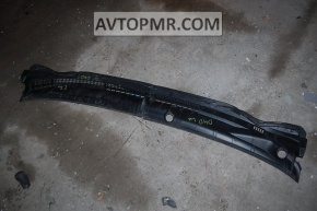 Grila stergatoarelor din plastic pentru Toyota Corolla e12 02-06 5d