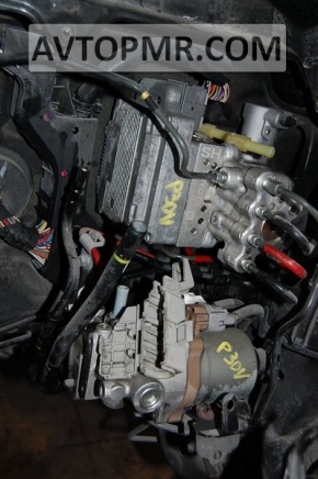 ABS АБС Toyota Prius V 12-