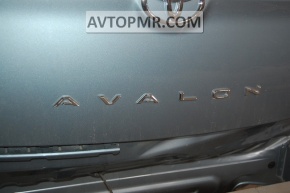 Emblema cu inscripția Avalon pentru capacul portbagajului Toyota Avalon 05-12.