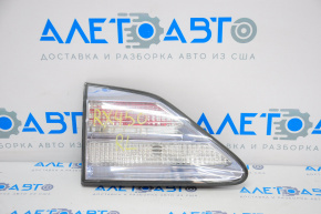 Lampa interioară pentru capacul portbagajului stânga Lexus RX450h 10-12 pre-restilizare.