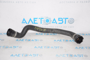 Furtunul de răcire superior Audi A4 B8 08-16 2.0T cu 2 conexiuni rapide.