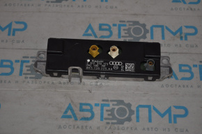 Amplificator de antenă Audi A4 B8 08-16