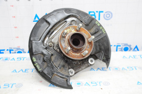 Butucul roții spate dreapta Ford Fusion mk5 13-20 cu con, cu capac de protecție.