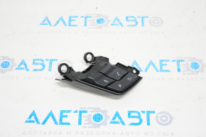 Butonul de control de pe volanul din partea de jos dreapta a Ford Mustang mk6 15-