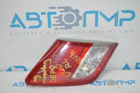 Lampa interioară pentru capacul portbagajului stânga Toyota Camry v40 07-09 DEPO