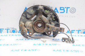 Butucul cu butucul roții față stânga Toyota Corolla e12 02-06 cu senzor ABS.