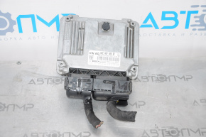 Блок ECU компьютер двигателя VW Jetta 19- 1.4T