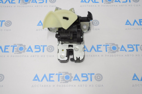 Capac portbagaj VW Passat b8 16-19 SUA