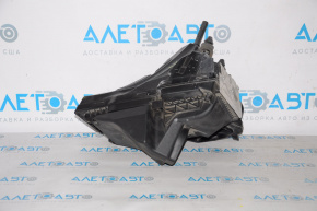 Corpul filtrului de aer Audi A4 B8 08-16 2.0T