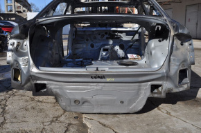 Panoul din spate al Audi A4 B8 08-16 sedan, format din 3 piese.