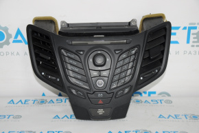 Controlul radio-casetofonului Ford Fiesta 11-19