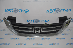 Решетка радиатора grill Honda Accord 13-15 в сборе