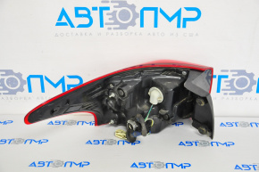 Lampa exterioară aripă dreapta Mitsubishi Outlander 16-21 SUA restilizată