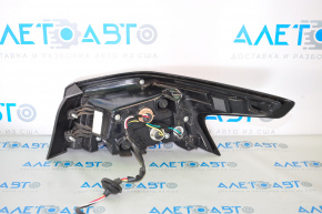 Lampa exterioară aripă stângă Nissan Altima 19-