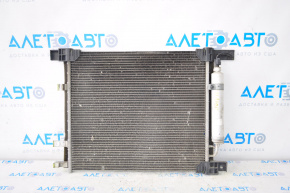 Radiatorul condensatorului de aer condiționat Nissan Versa Note 13-19 1.6