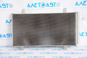 Radiatorul condensatorului de aer condiționat Toyota Camry v55 15-17 SUA