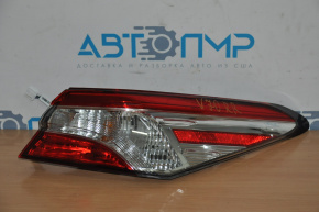 Lampa exterioară aripă dreaptă Toyota Camry v70 18-