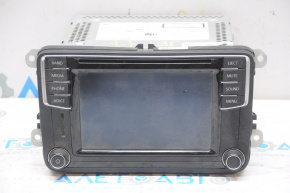 Radio cu monitor pentru VW Jetta 15-18 USA, cu 8 butoane, touchscreen nefunctional.