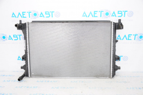 Radiatorul intercoolerului VW Jetta 19- 1.4T