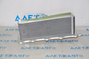 Schimbătorul de căldură intercooler VW Jetta 19- 1.4T cu celule ușor deteriorate.