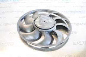 Paletele ventilatorului de răcire stânga pentru Chevrolet Malibu 13-15.