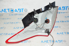 Lampa exterioară aripă dreapta Ford Focus mk3 11-14 pre-restilizare 4 uși