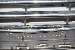 Решетка радиатора grill в сборе без обрамления Ford Fusion mk5 13-16 с хромом, прижата