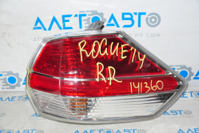 Lampa exterioară aripă dreapta Nissan Rogue 14-16 cu ciobitură.