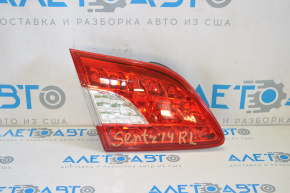 Lampa interioară pentru capacul portbagajului stânga Nissan Sentra 13-15 pre-restilizare.