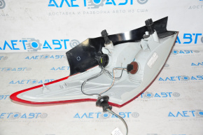 Lampa exterioară aripă dreaptă Ford Focus mk3 11-14 pre-restilizare 4d