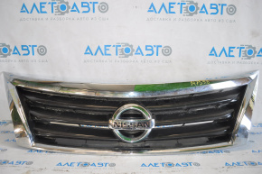 Решетка радиатора grill с значком Nissan Altima 13-15 дорест