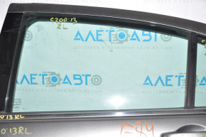 Стекло двери задней левой Chrysler 200 11-14