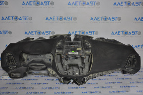 Panoul frontal al torpilei fără AIRBAG Ford Escape MK3 13-16, cu ramă îndoită, planșă spartă, suport spart, zgârieturi.