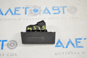 Кнопка открытия крышки багажника Mazda 3 14-18 BM