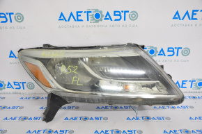 Far dreapta față Nissan Pathfinder 13-16, fără suport, geamul trebuie polizat, caroseria este lovită.