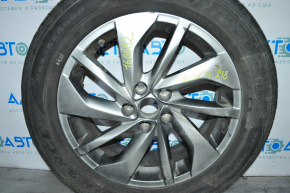 Roată de 18 inch x 7J ET35 5*114,3 Nissan Rogue 14-20 a fost vopsită.