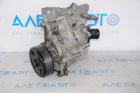 Corpul termostatului Nissan Sentra 13-19 1.8 metal cu pompă