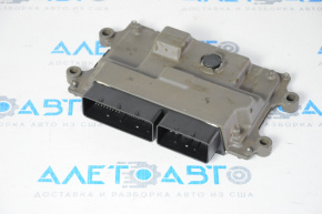 Blocul ECU al calculatorului motorului Subaru Impreza 17- GK cu transmisie automată