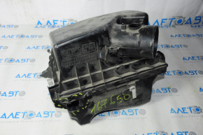 Corpul filtrului de aer Toyota Camry v55 15-17 2.5 usa gaură