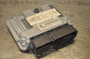 Блок ECU компьютер двигателя VW Jetta 19- 1.4T вмятины