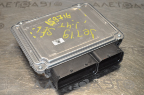 Блок ECU компьютер двигателя VW Jetta 19- 1.4T вмятины