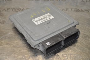 Modulul ECU al motorului VW Passat b7 12-15 USA 1.8T