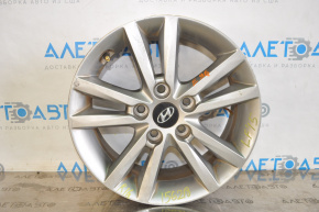 Roata de 16 inch Hyundai Sonata 15-17 SUA cu o usoara indoitura.