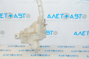 Бачок омывателя Mazda 3 03-09