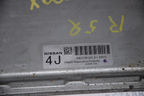 Блок ECU компьютер двигателя Nissan Pathfinder 13-20 mec128-220 E12X07A