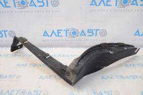 Capacul interior al bara spate dreapta pentru Nissan Versa 12-19 SUA.