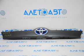 Moldura capacului portbagajului Toyota Camry v50 12-14 SUA cu emblema hibridă