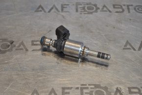 Injector duza Cadillac CTS 14- 2.0T