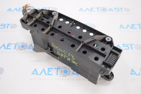 Blocul de siguranțe din portbagajul Ford Focus mk3 11-18 2.0